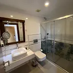 Small Αλικαρνασσός