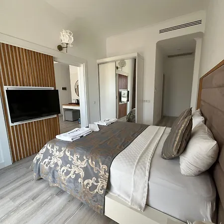 Small Hotel 3*